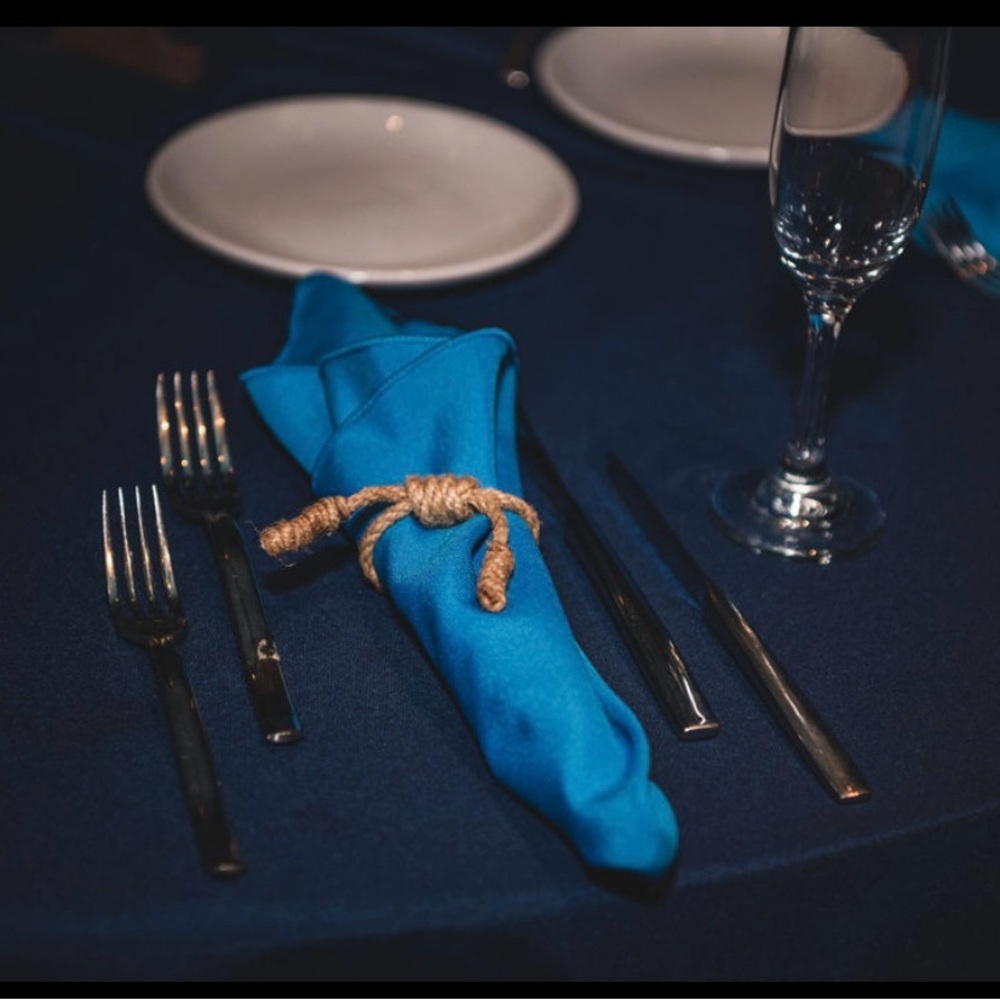 Adjustable rope wedding napkin rings
